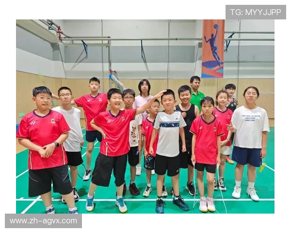 羽毛球教学少儿